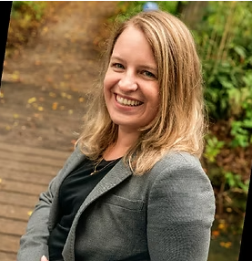 Ramona-van-den-Hoed.png Ramona-van-den-Hoed.png